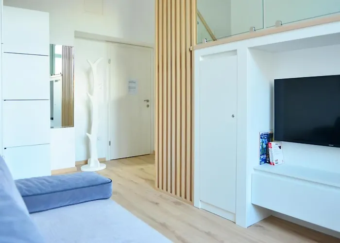 Studio Apt Orchard On Rokova St - 5 Min Walk To The Old Town Of Split