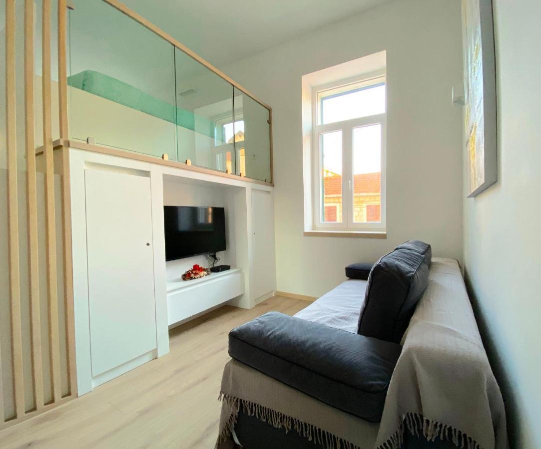 Apartman Orchard On Rokova St - 5 Min Walk To The Old Town Of *